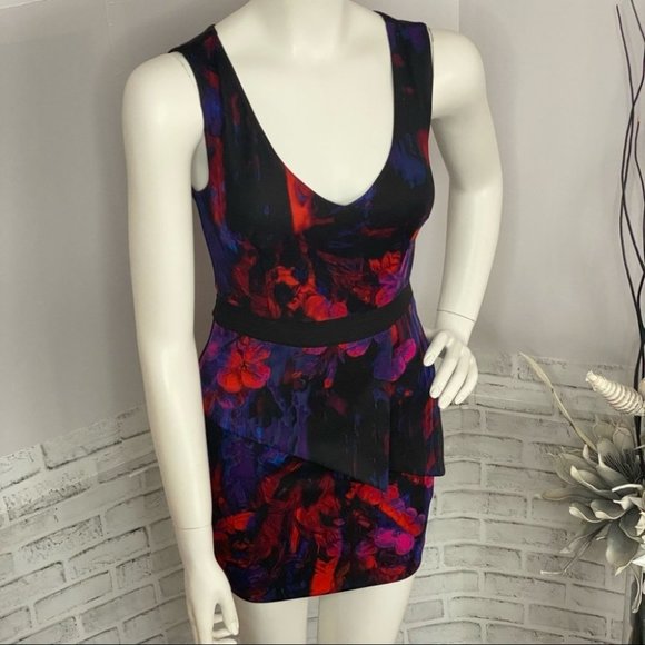 bebe Dresses & Skirts - NWOT Bebe Bodycon Multicolor Mini Dress